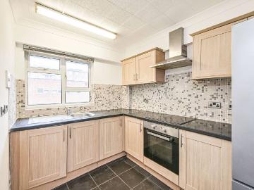 Harben Road, Swiss Cottage, London NW6, 3 bed flat to rent, £4,767 pcm | PrimeLocation