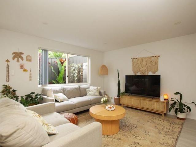HARBOUR DRIVE TOWNHOUSE