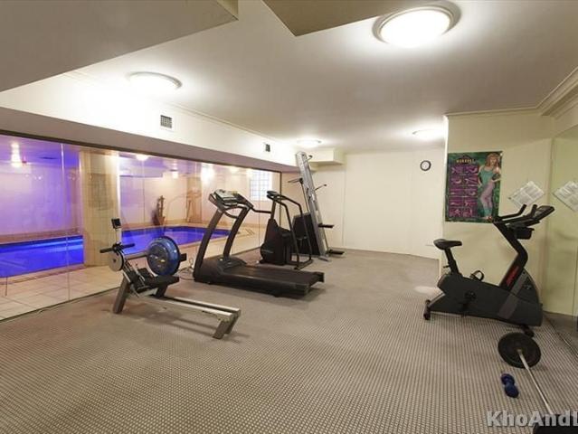 Harbour Edge Living – Spacious 1 Bedroom with Parking & Resort Style Facilities
