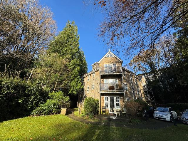 Harbour Lights BH14, 2 bed flat to rent, £1,300 pcm | PrimeLocation