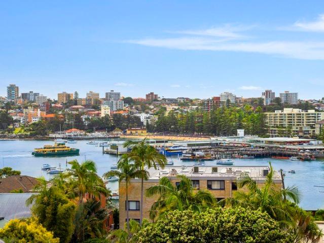 Harbour views and outstanding Eastern Hill potential