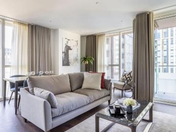 Harbour Way, Canary Wharf, London, E14 2 bed flat to rent £3,807 pcm £879 pw