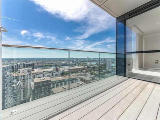 Harbour Way, London E14 1 bed flat to rent £2,800 pcm £646 pw