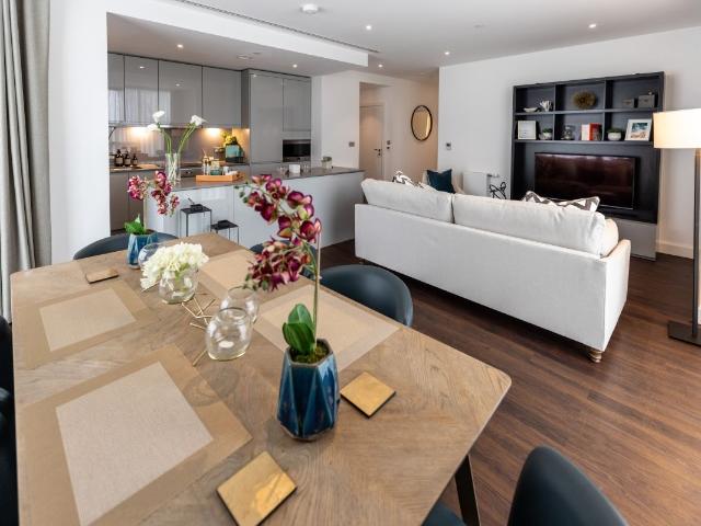 Harbour Way, London E14, 3 bed flat to rent, £4,320 pcm | PrimeLocation