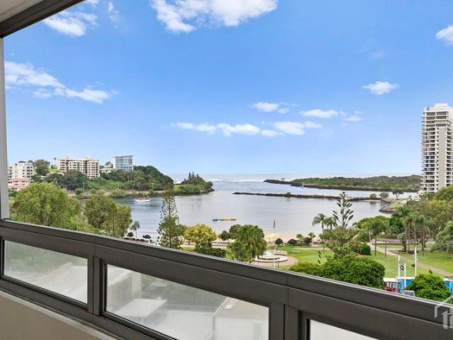 Harbourfront Living with Convenience, Comfort & Lifestyle