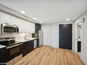 Harbourline Apartments 1 Bedroom Apartment for Rent at 115 Plato Blvd W, St. Paul, MN 55107 Riverview