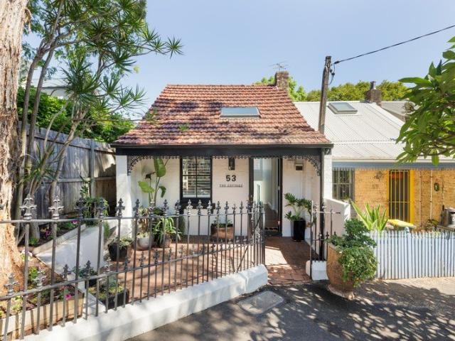Harbourside cottage with high spec redesign