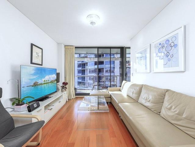 Harbourside Living at King Street Wharf