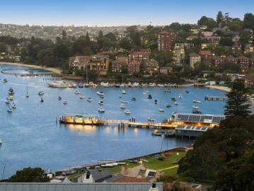 Harbourside Living, Sweeping Views and Level Lift Access