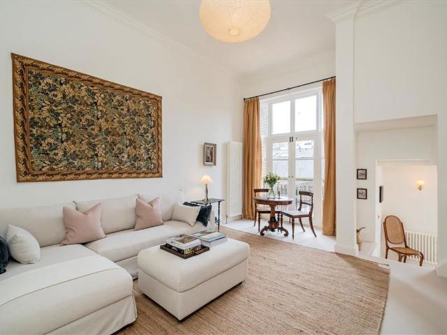 Harcourt Terrace, South Kensington SW10, 2 bed flat to rent, £4,949 pcm | PrimeLocation