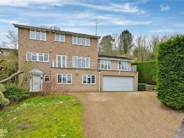 Harcourt Close, Henley on Thames. 4 bed detached house to rent £4,500 pcm £1,038 pw