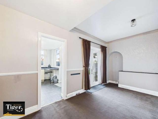 Harcourt Road, Blackpool, FY4