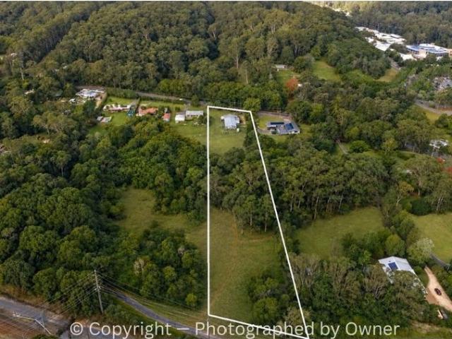 HARD TO FIND ACREAGE 2.8 BEAUTIFUL LEVEL ACRES IN THE HEART OF OURIMBAH NSW 2258