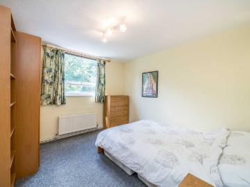 Hardel Walk, London, SW2, London