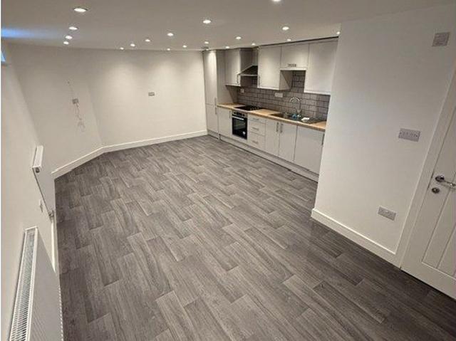 Harding Terrace, Northampton NN1, 2 bed flat to rent, £995 pcm | PrimeLocation