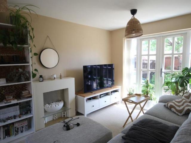 Harding Wood, Lightmoor £1,100 pcm