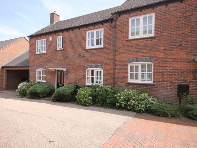 Harding Wood, Lightmoor 3 bed terraced house to rent £1,100 pcm £254 pw