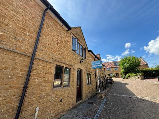 Harding's Court, South Petherton TA13, 1 bed flat to rent, £825 pcm | PrimeLocation
