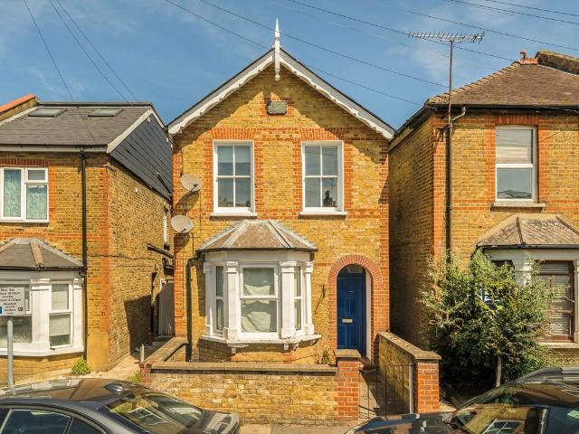 Hardman Road, Kingston Upon Thames KT2, 1 bed maisonette to rent, £1,795 pcm | PrimeLocation