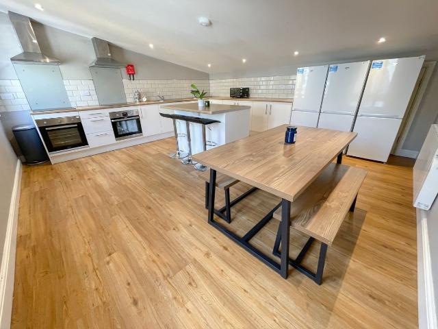 Hardman Street L1, 2 bed shared accommodation to rent, £607 pcm | PrimeLocation