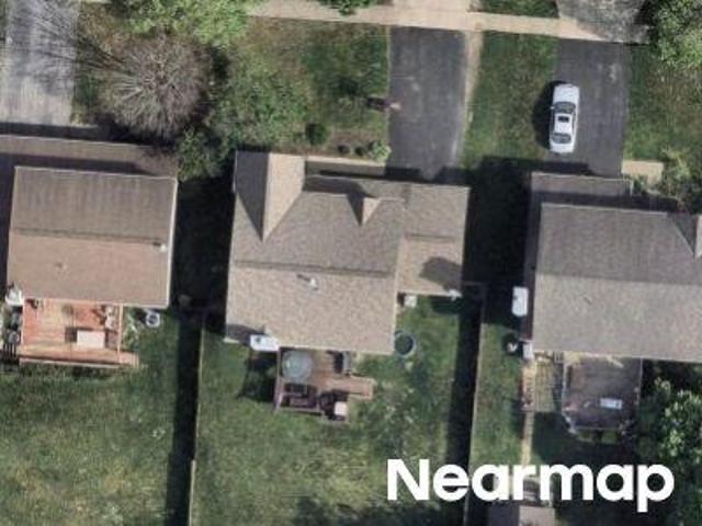 Hardwood Ave