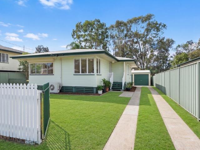 Hardwood Character, Exceptional Shed Space & Side Access on 554m²