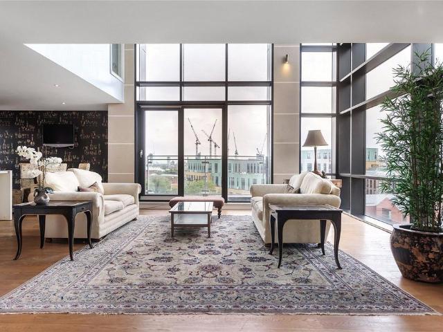 Hardwicks Square, London 2 bed flat to rent £4,750 pcm £1,096 pw