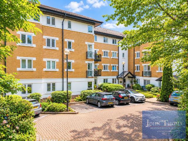 Hardy Court, Snaresbrook E11, 2 bed flat to rent, £1,795 pcm | PrimeLocation
