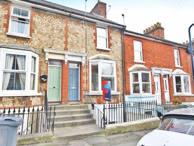Hardy Street, Maidstone 2 bed apartment to rent £1,300 pcm £300 pw