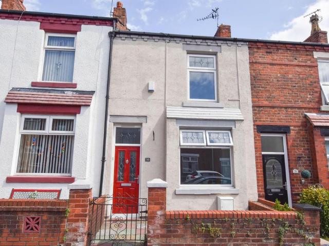 Hardy Street, Springfield, Wigan, WN6. 2 bed terraced house to rent £875 pcm £202 pw