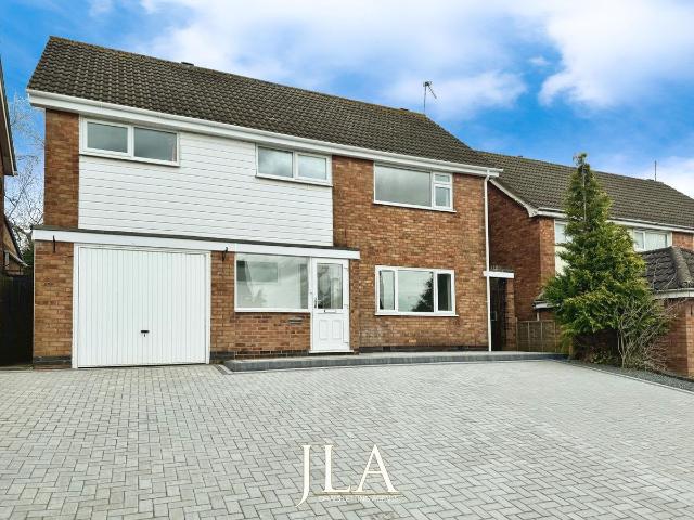 Harefield Avenue, Leicester LE3, 4 bed detached house to rent, £1,595 pcm | PrimeLocation