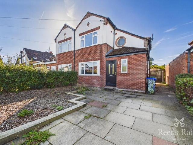 Harefield Drive, Greater Manchester M20 3 bed house to rent £2,000 pcm £462 pw