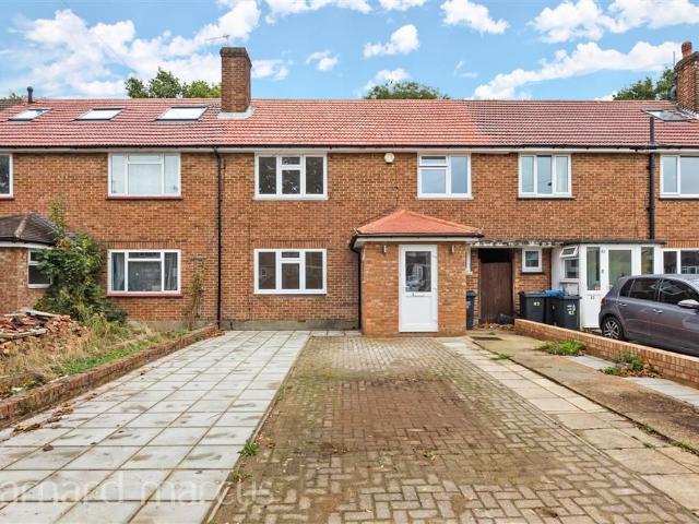Harewood Gardens, South Croydon CR2, 4 bed property to rent, £2,600 pcm | PrimeLocation