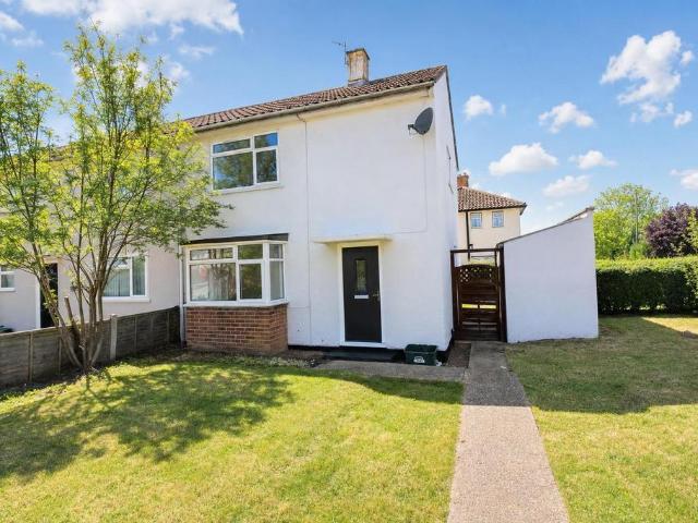 Harewood Road, Chelmsford 2 bed end of terrace house to rent £1,500 pcm £346 pw