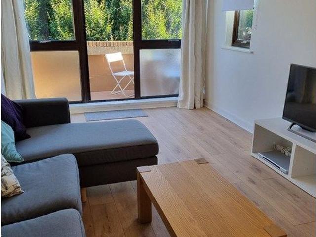 Harford House, London W11, Room to rent, £940 pcm | PrimeLocation