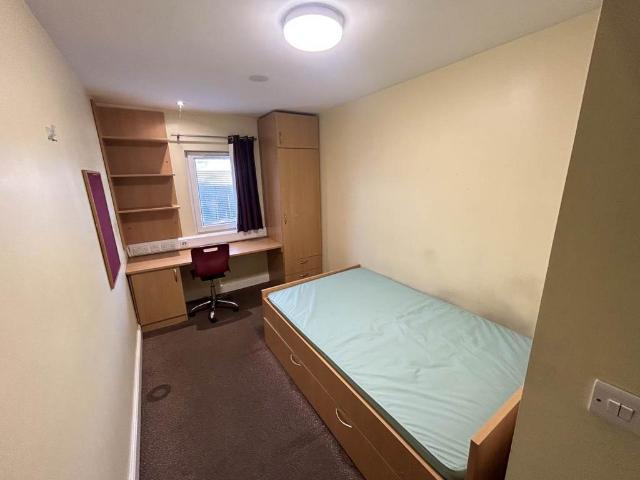 Haria House, Studio to rent £303 pcm £70 pw