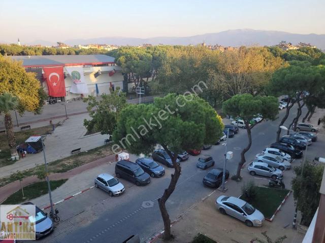 Harika Konumda,ulus Meydanda Eşyalı,modern Kiralık Daire