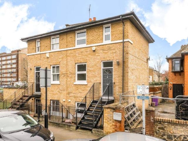 Harley Grove, London E3, 2 bed end terrace house to rent, £2,750 pcm | PrimeLocation