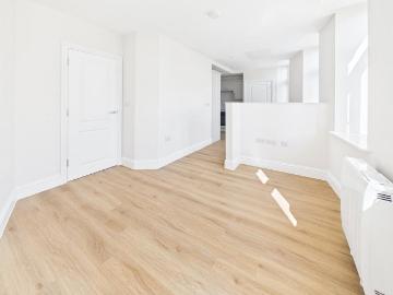 Harley House, London Road, Twickenham 1 bed apartment to rent £1,795 pcm £414 pw