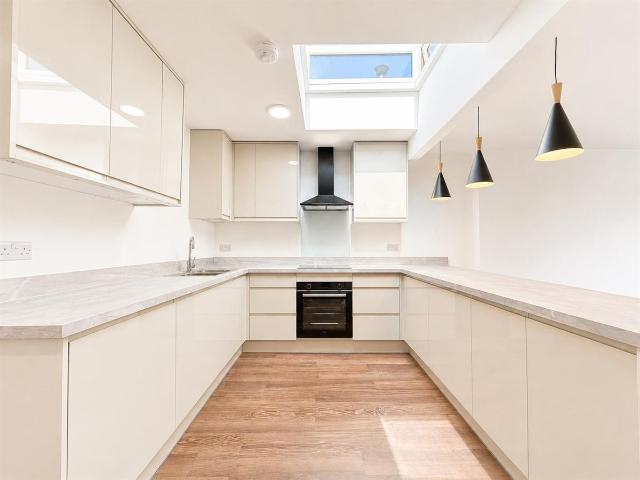 Harlington Road West, Feltham TW14, 3 bed flat to rent, £2,200 pcm | PrimeLocation