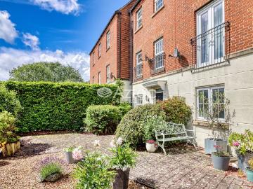Harlow Crescent, Oxley Park, Milton Keynes MK4, 4 bed town house to rent, £1,850 pcm | PrimeLocation