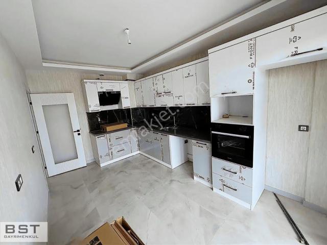Harmancık Mahallesı 3 + 1 Sıte Içı 140 Metre² Net Satılık Daıre