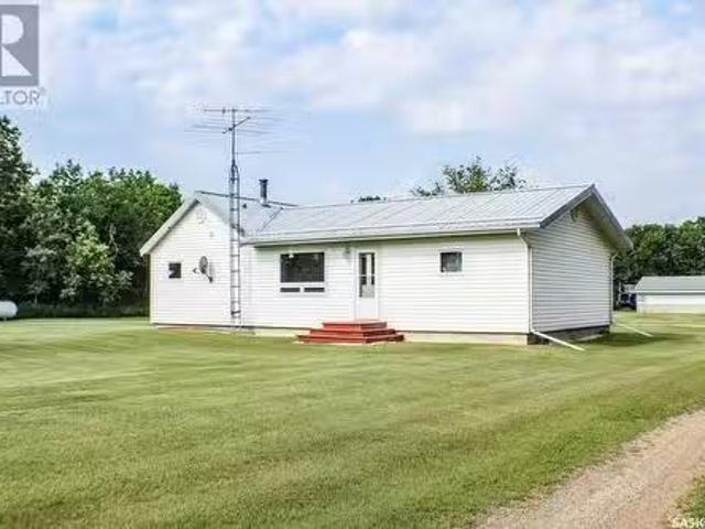 Harmon Acreage, Fletts Springs Rm No. 429, SK, S0K 3V0 house.