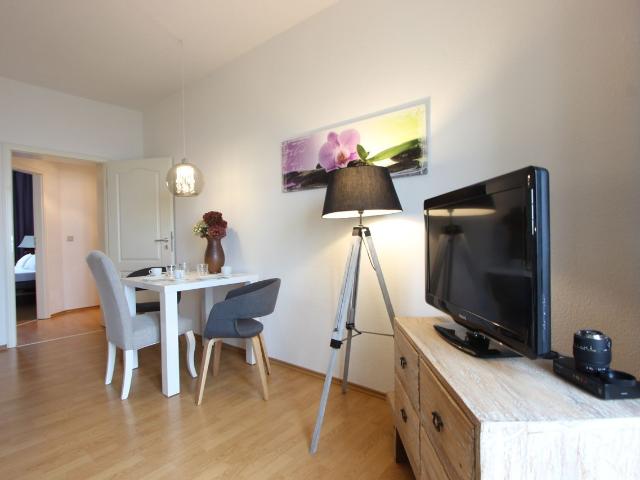 Harmonious Living with the option of separate sleeping & 100 MBit W LAN, Leipzig Amsterdam Apartments for Rent