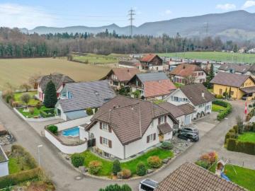 Harmonisches Familienhaus mit Garten, Pool und durchdachtem Komfort