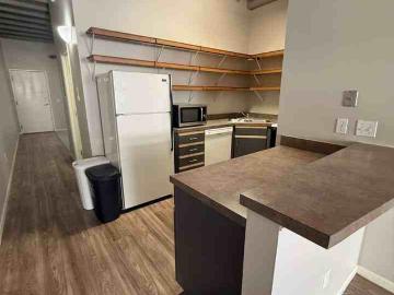 Harney Street Apartments in the Old Market Studio Apartment for Rent at 1115 Harney St, Omaha, NE 68102 Old Market
