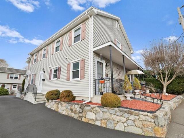Harold Ave Apt,greenwich, Condo For Sale
