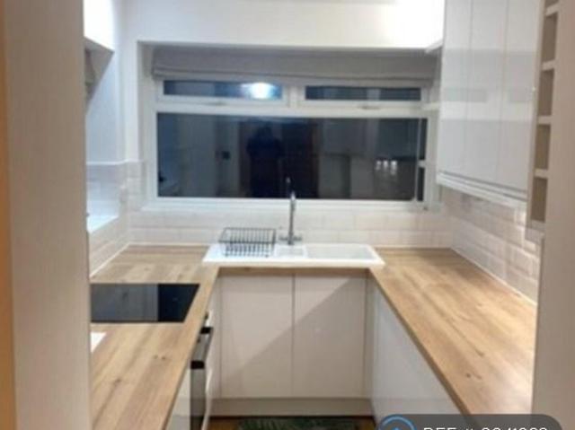 Harold St, Manchester, M25 2 bed terraced house to rent £1,250 pcm £288 pw