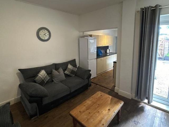 Harold Road, Birmingham B16, 5 bed shared accommodation to rent, £477 pcm | PrimeLocation