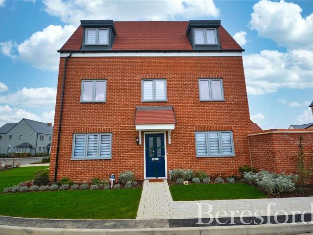 Harold Teager Crescent, CM1 3 bed semi detached house to rent £2,395 pcm £553 pw